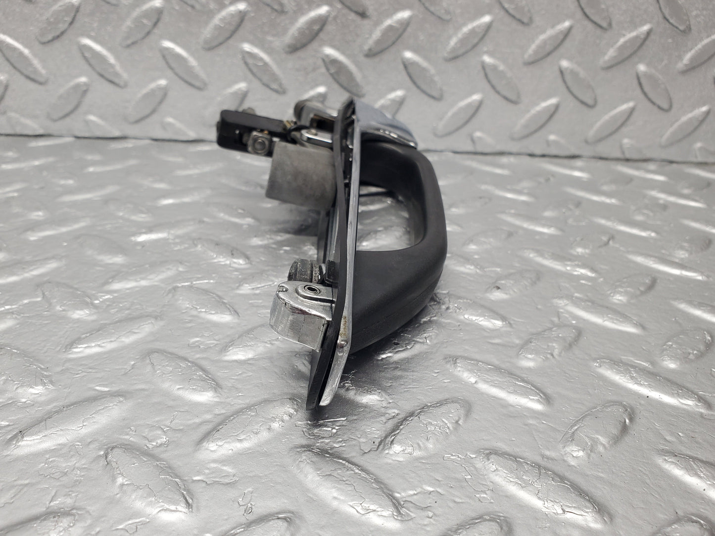 1847 Mercedes-Benz W123 230E Rear Exterior Door Handle 1237600359
