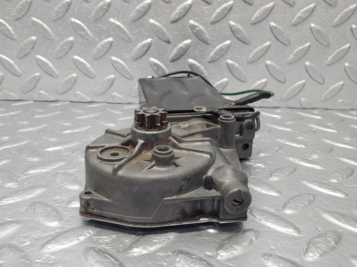 1861 Mercedes-Benz W116 350SE Window Regulator Motor Front Right 0132001102