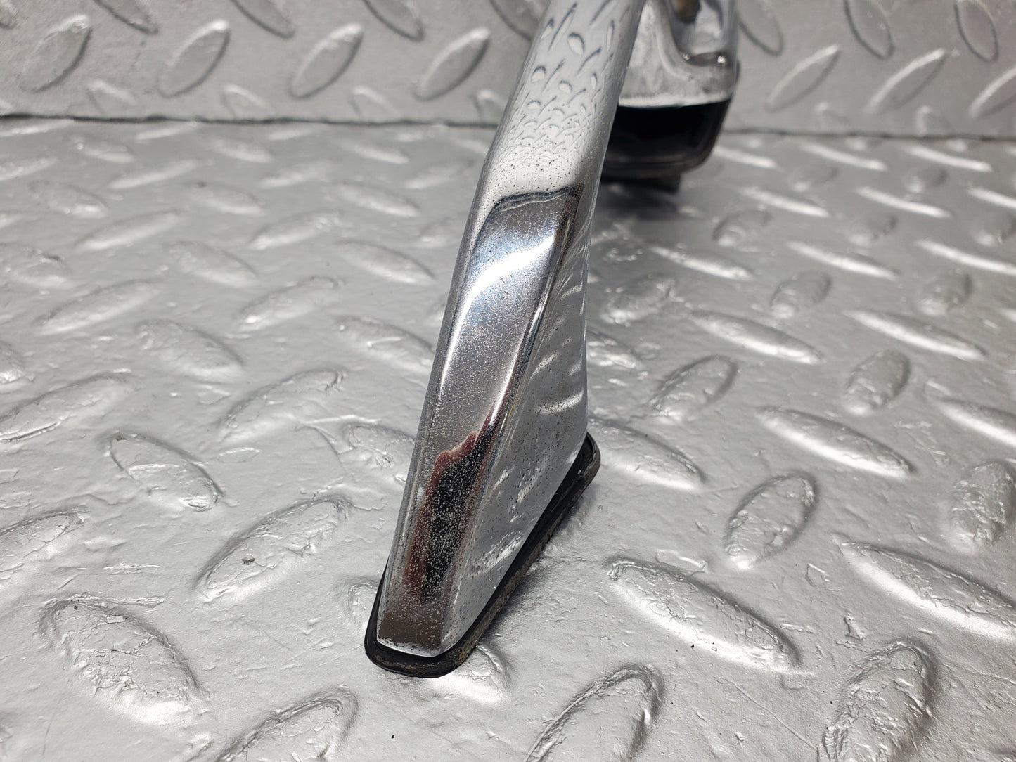 1873 Mercedes-Benz W108 280SE Exterior Door Handle Front Left No Key 1087661301