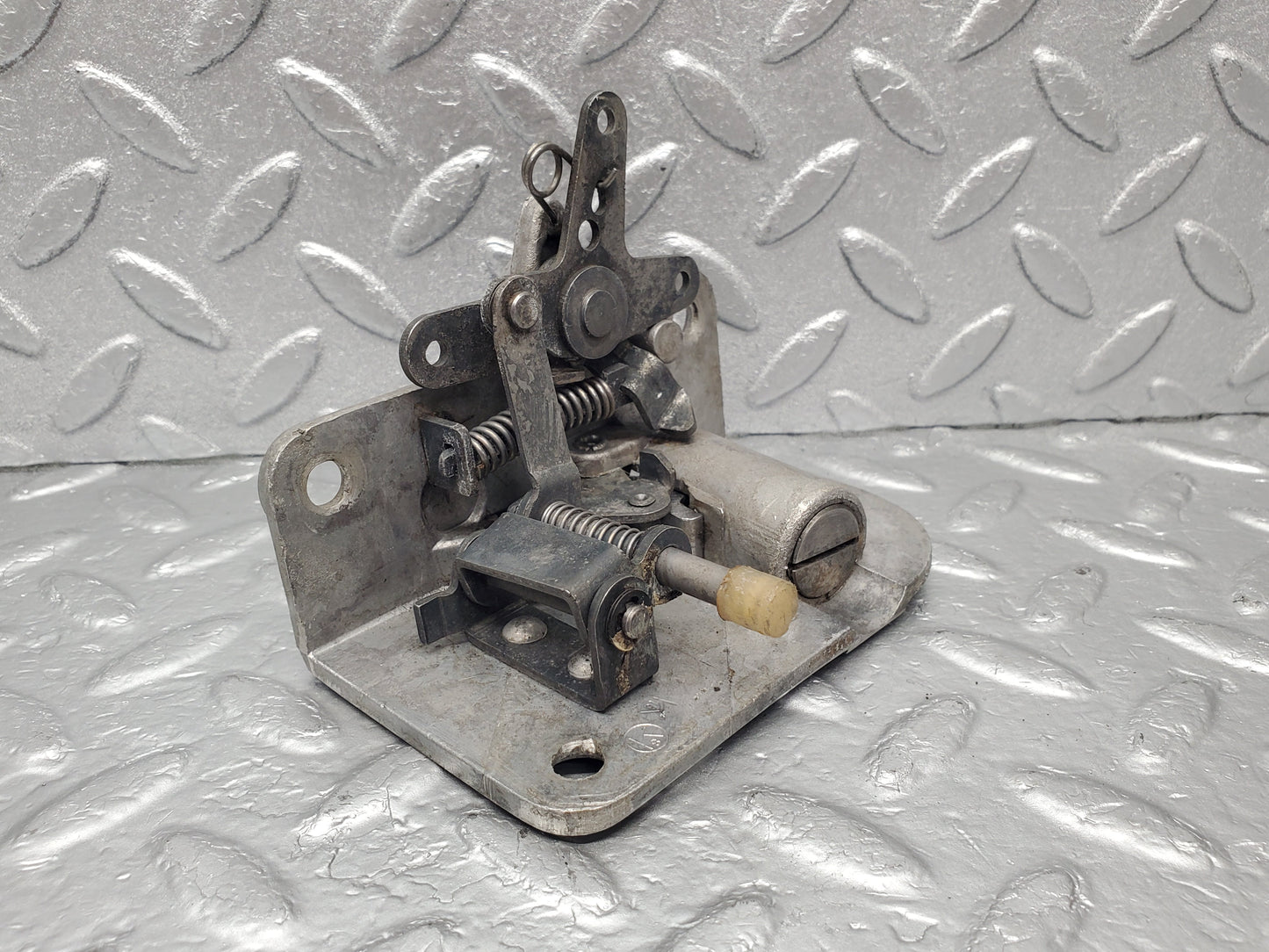 1878 Mercedes-Benz W120 Ponton Door Lock Mechanism Left Side