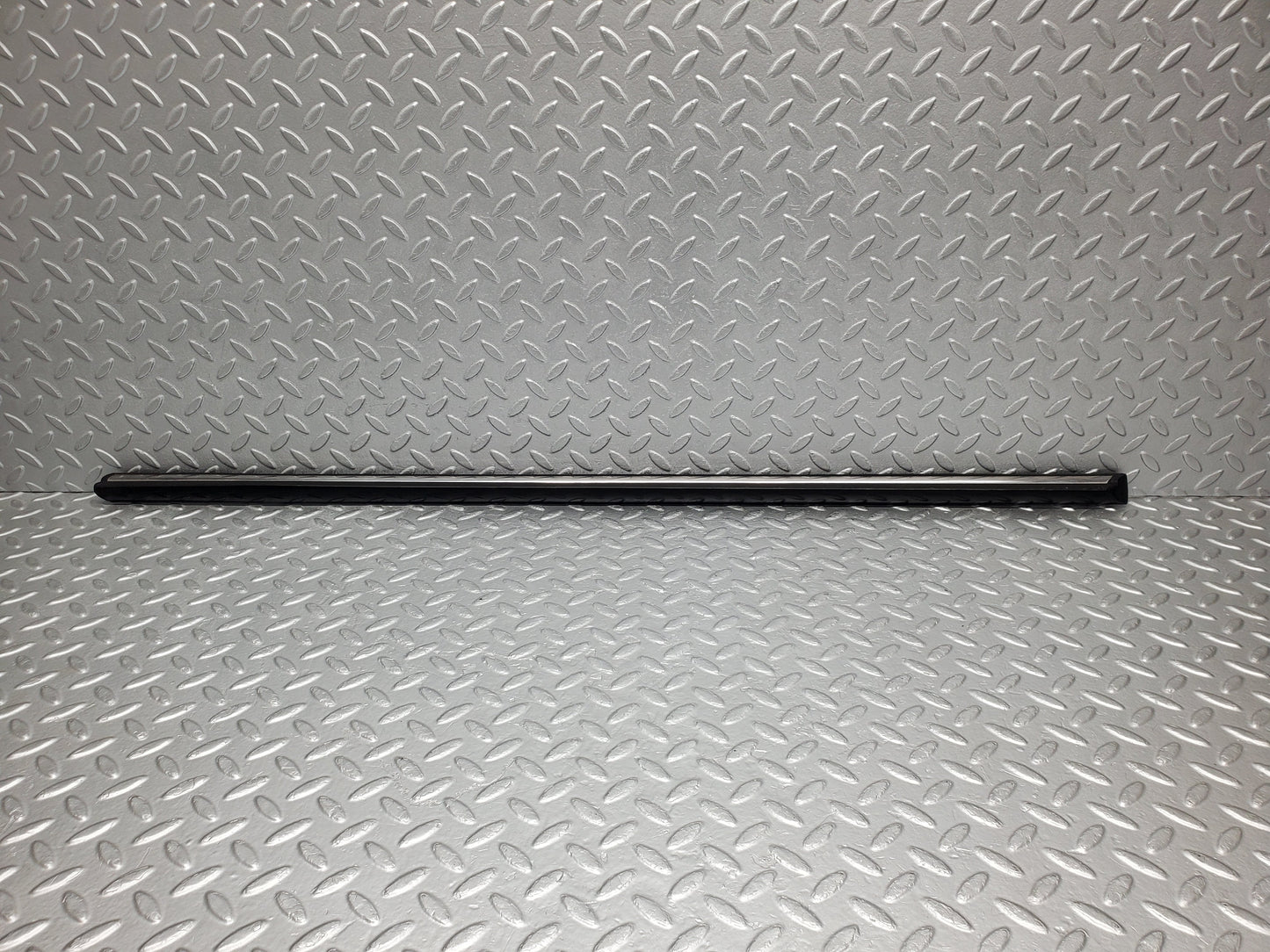 1899 Mercedes-Benz W116 350SE Front Right Door Centre Moulding Trim