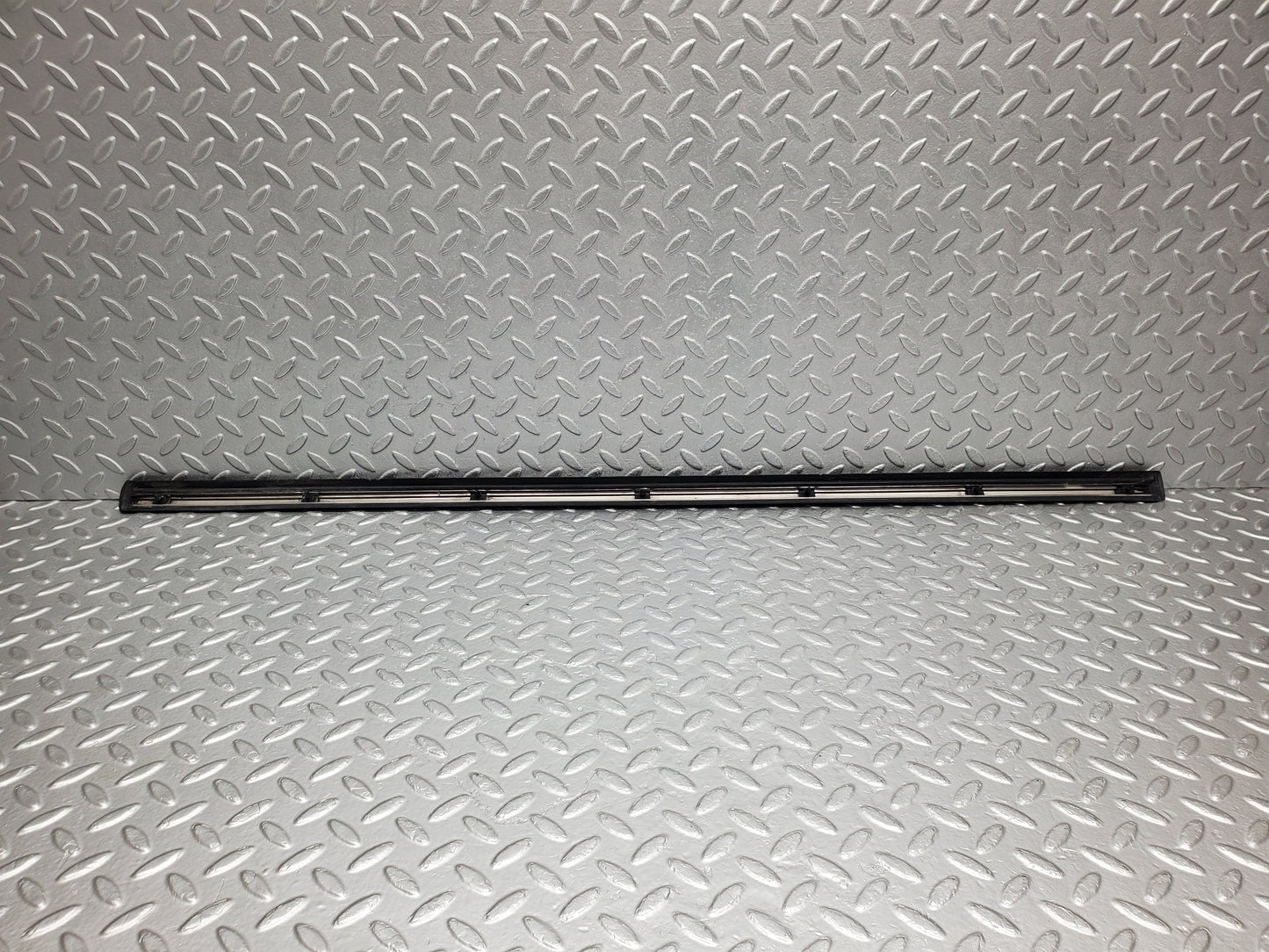 1899 Mercedes-Benz W116 350SE Front Right Door Centre Moulding Trim