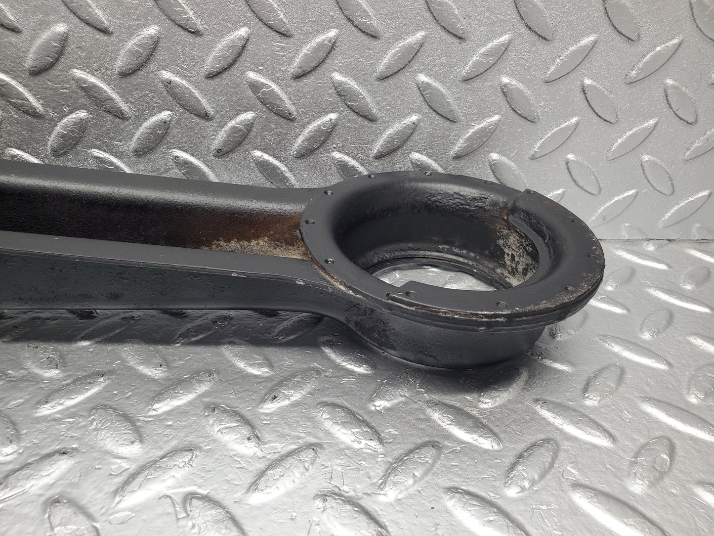 1909 Mercedes-Benz W120 Ponton Rear Axle Spring Coil Mount Right