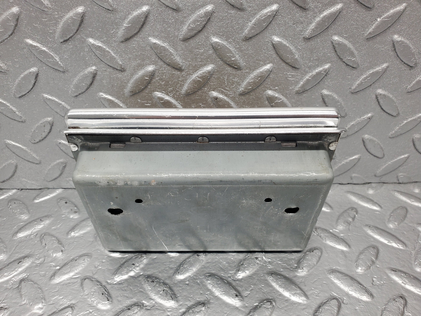 1917 Mercedes-Benz W116 350SE Rear Ashtray Beige