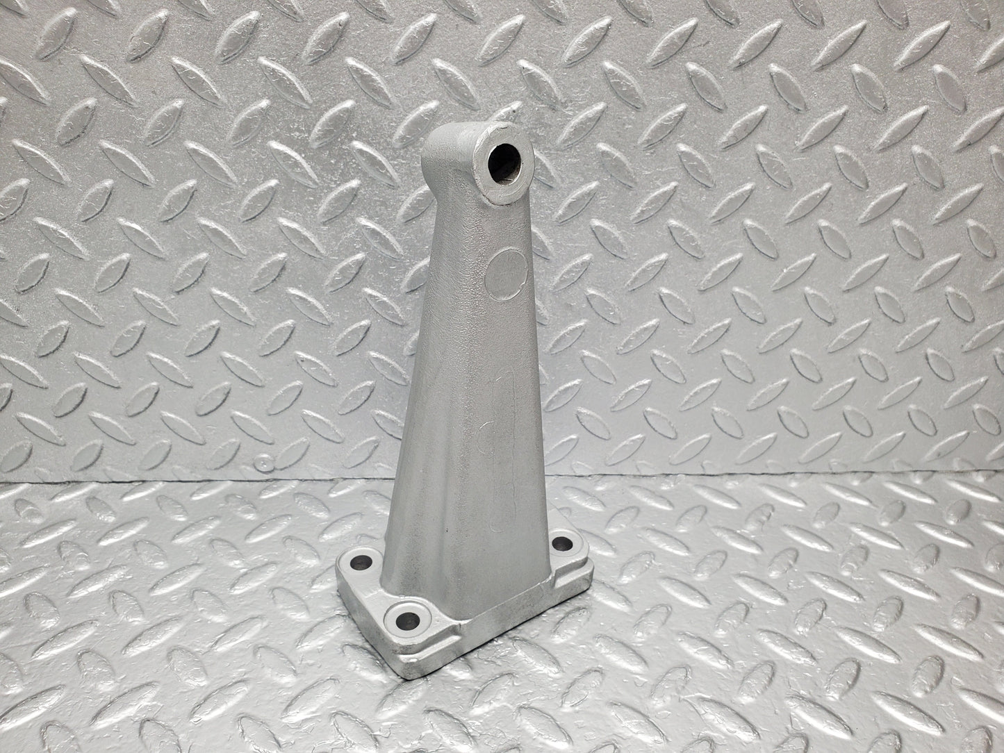 2010 Mercedes-Benz W108 280SE Engine Mount Holder Right 1802232504