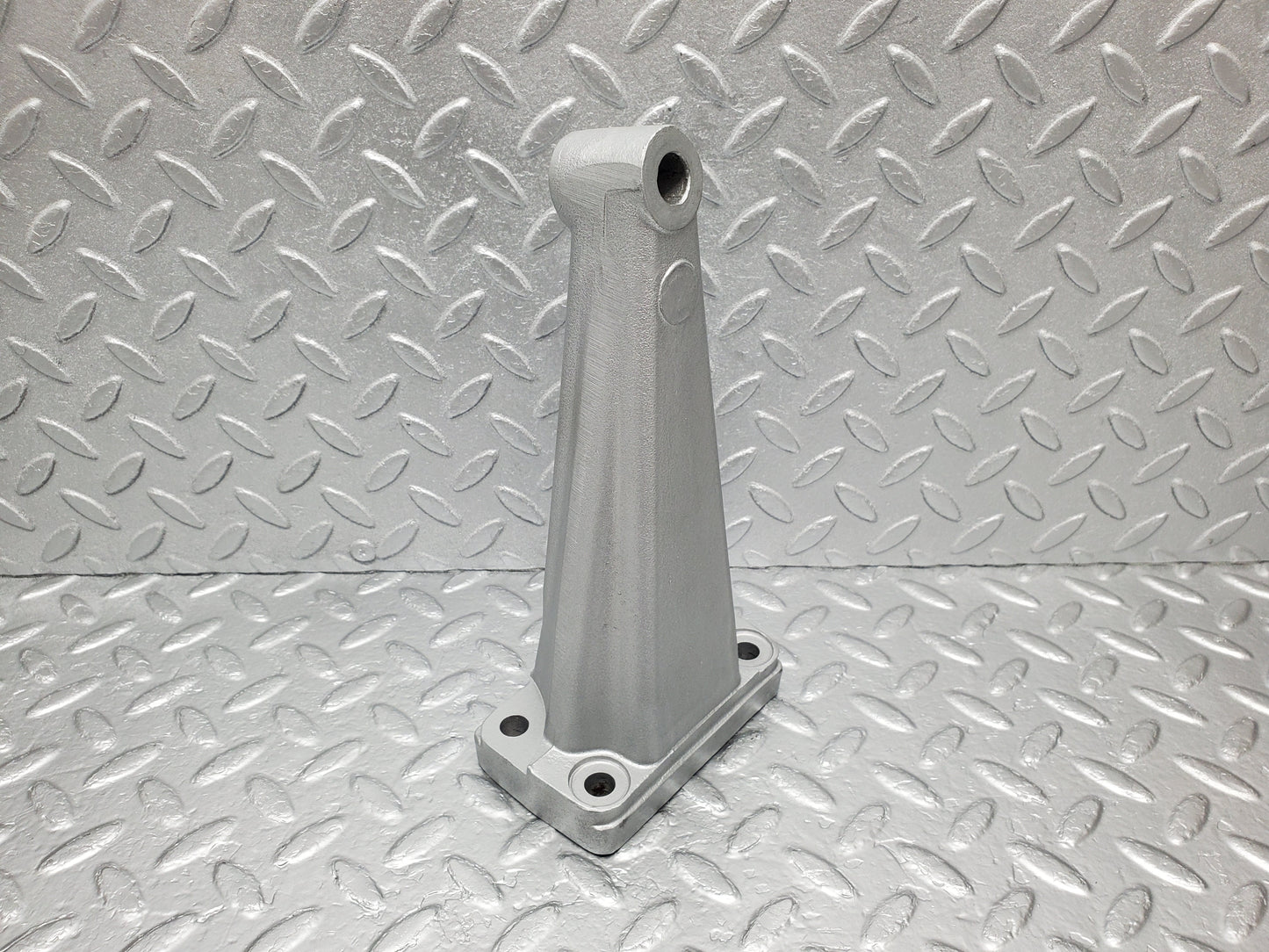 2011 Mercedes-Benz W108 280SE Engine Mount Holder Left 1802232404