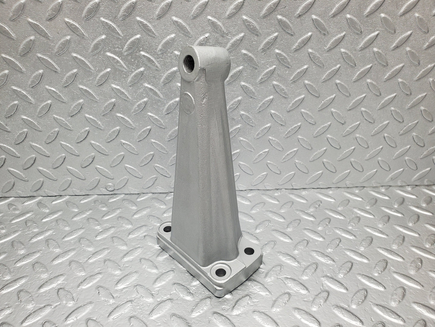 2011 Mercedes-Benz W108 280SE Engine Mount Holder Left 1802232404