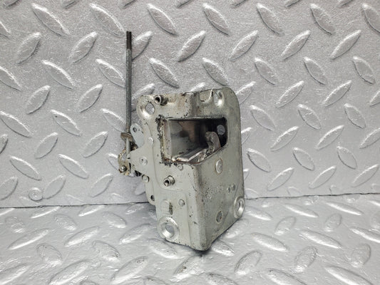 2057 Mercedes-Benz W105 219 Ponton Door Lock Front Right BOMORO
