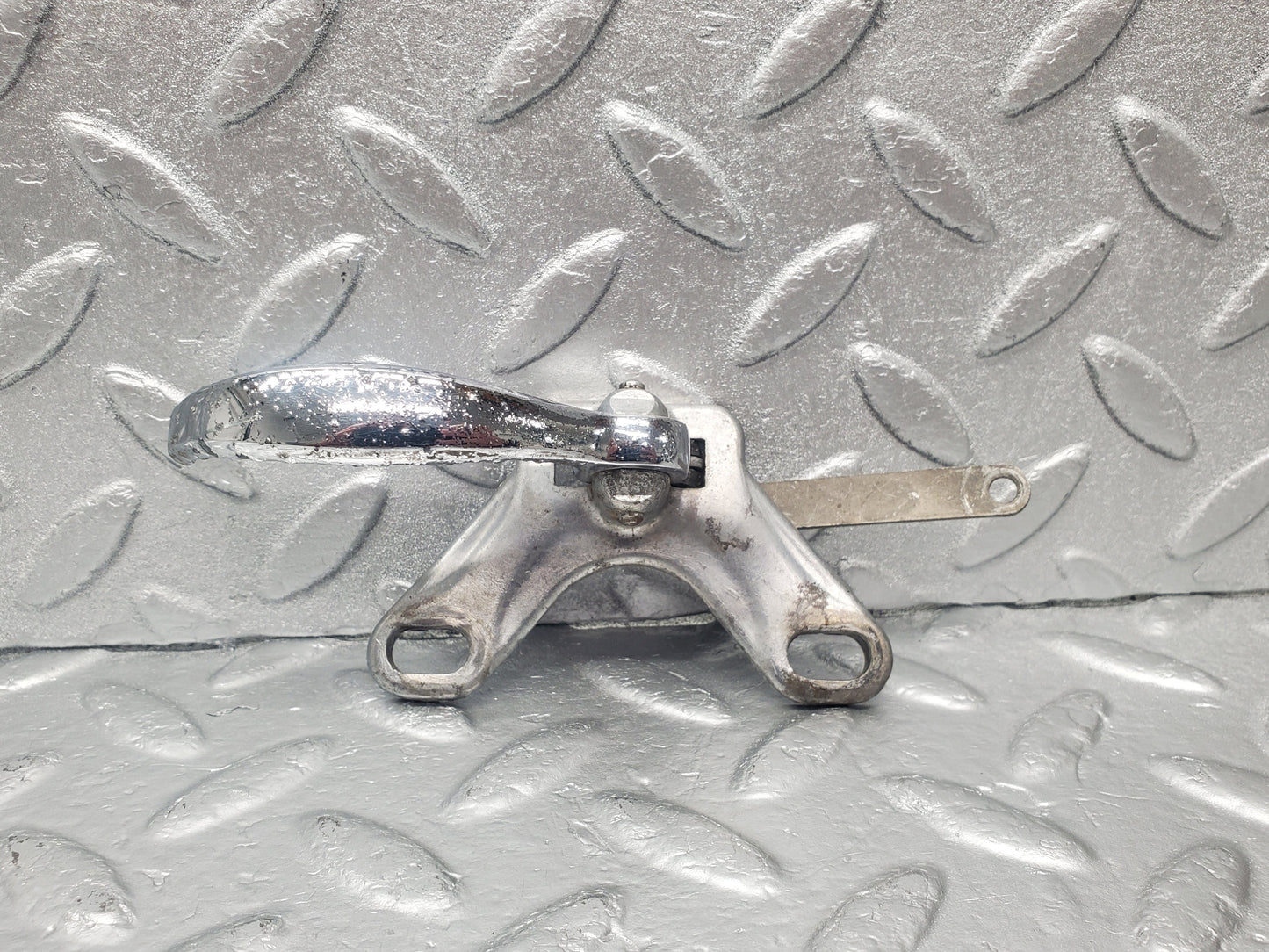 2058 Mercedes-Benz W105 219 Ponton Interior Door Handle Rear Left