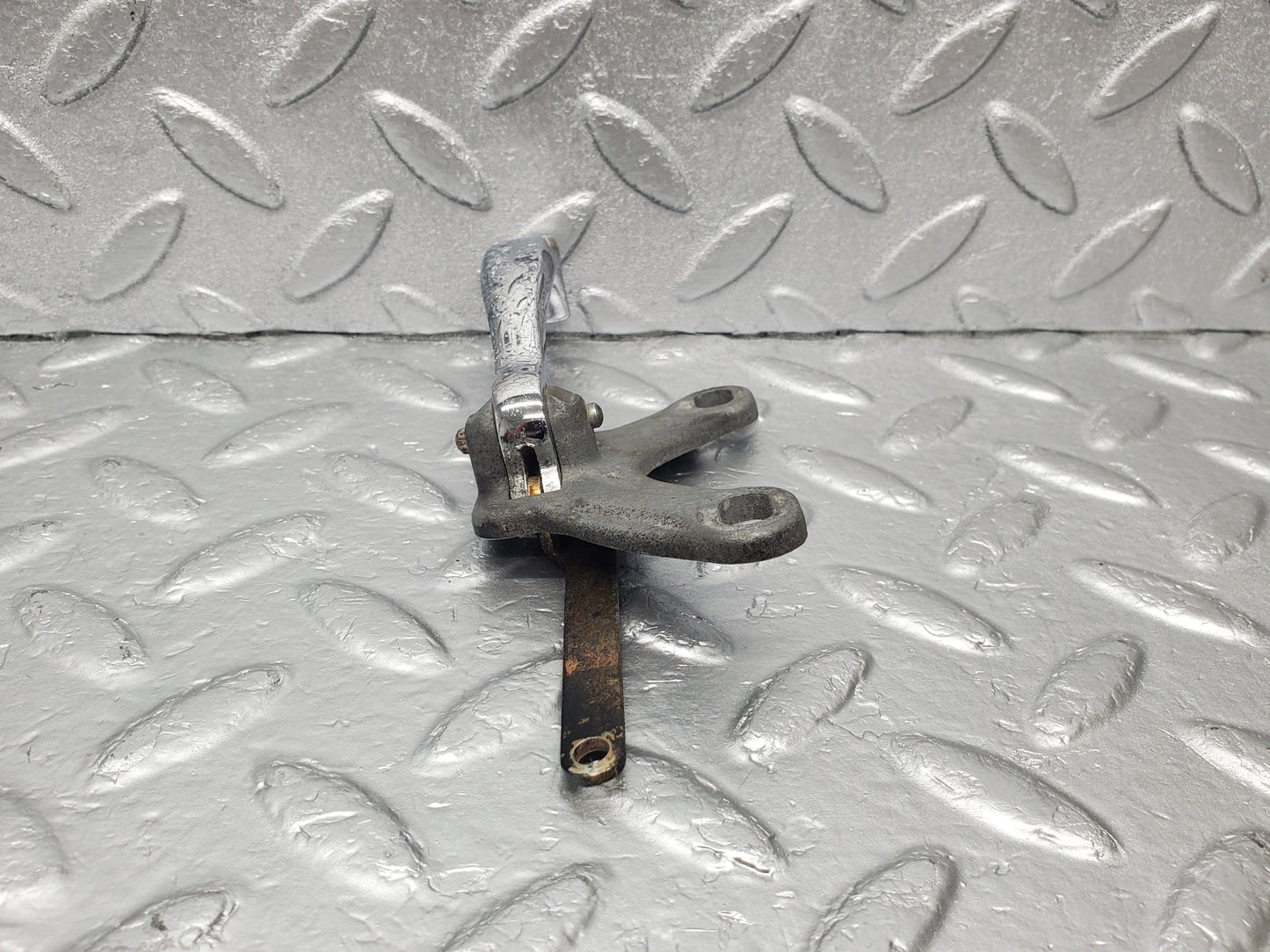 2061 Mercedes-Benz W105 219 Ponton Interior Door Handle Front Left