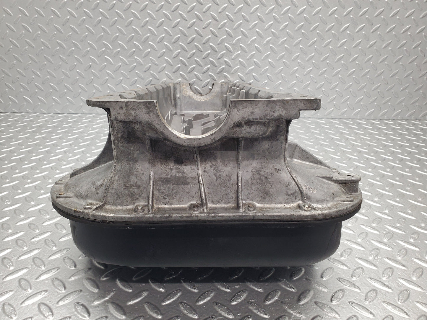 2037 Mercedes-Benz W108 280SE Oil Pan Oil Sump 1080140602
