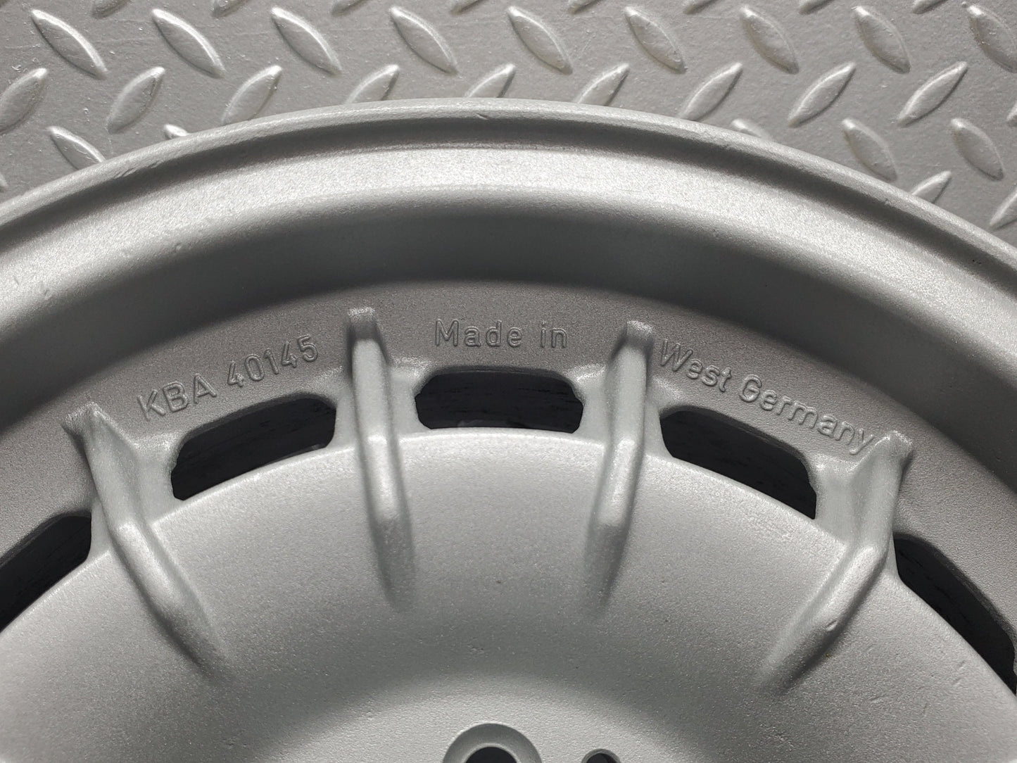 28193 Mercedes-Benz Alloy Wheel Set Mexican Hat Intra 6Jx14H2 ET30