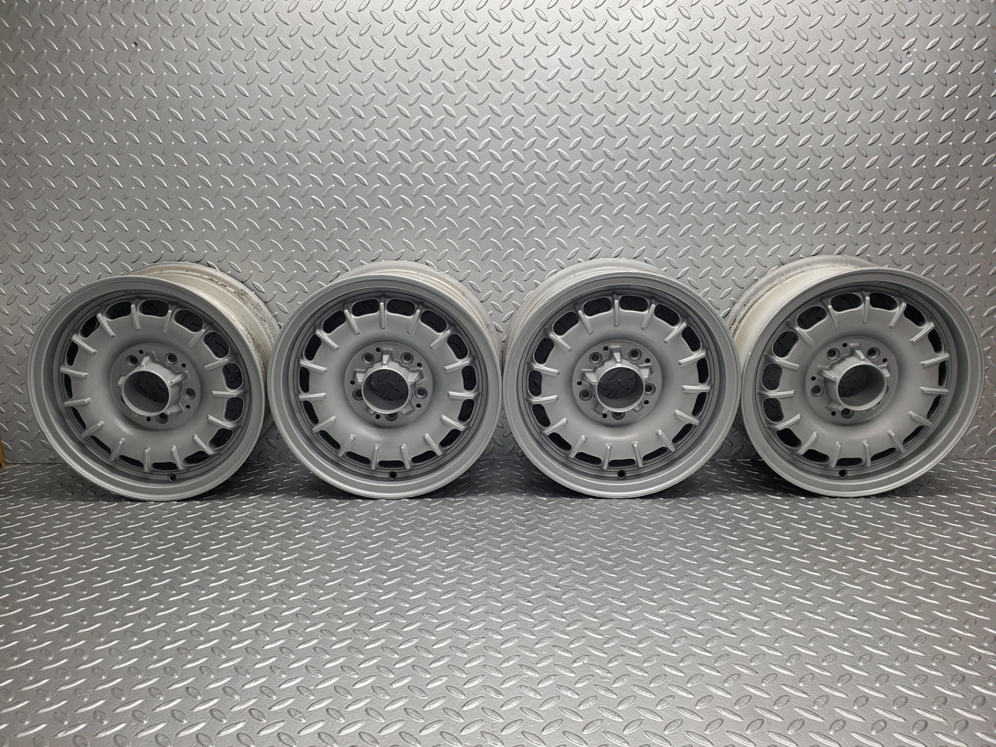 12133 Mercedes-Benz ATS Alloy Wheel Set Mexican Hat 6Jx14H2 ET30