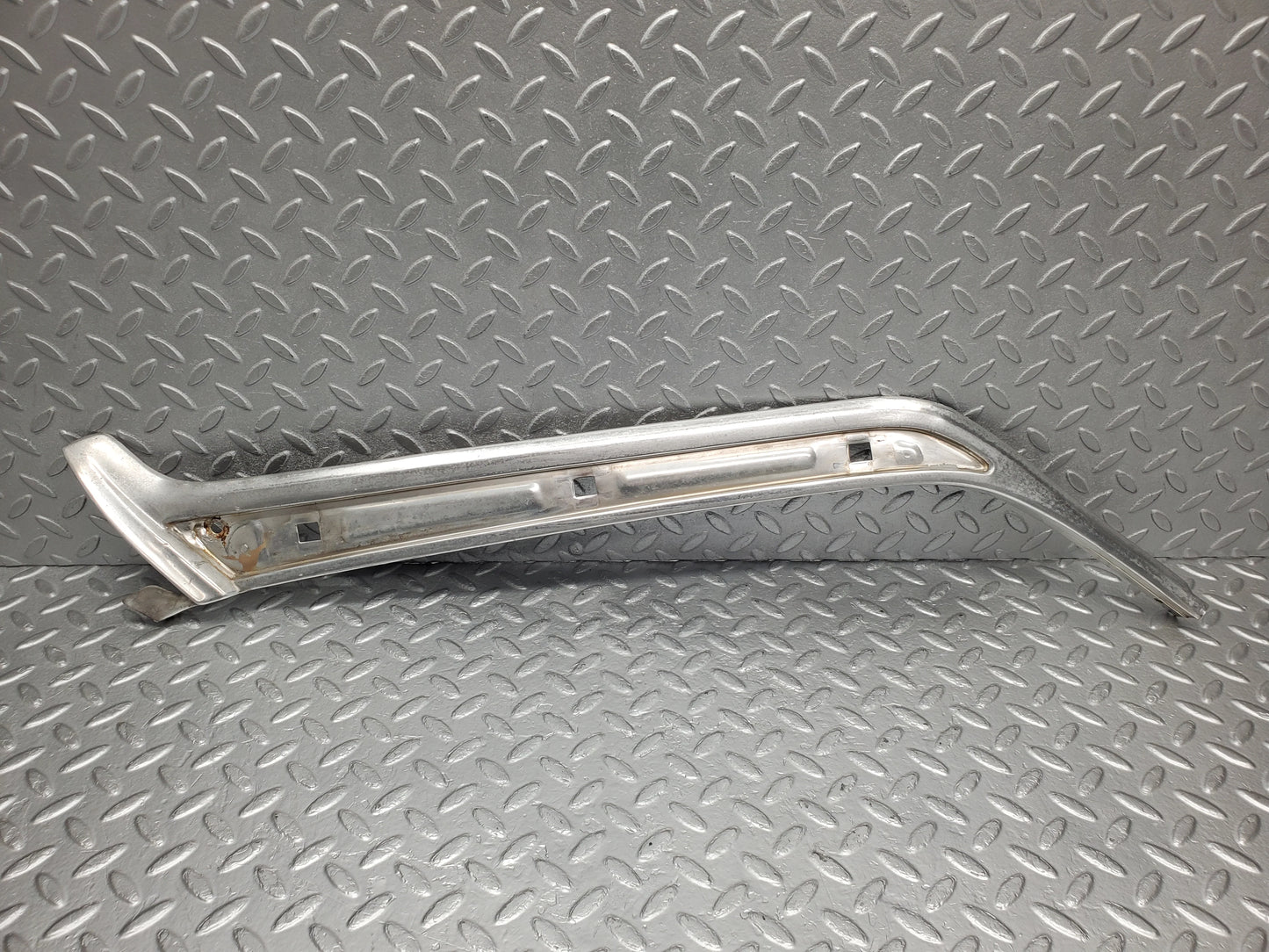 2168 Mercedes-Benz W116 350SE Front Left A Pillar Chrome Moulding Trim