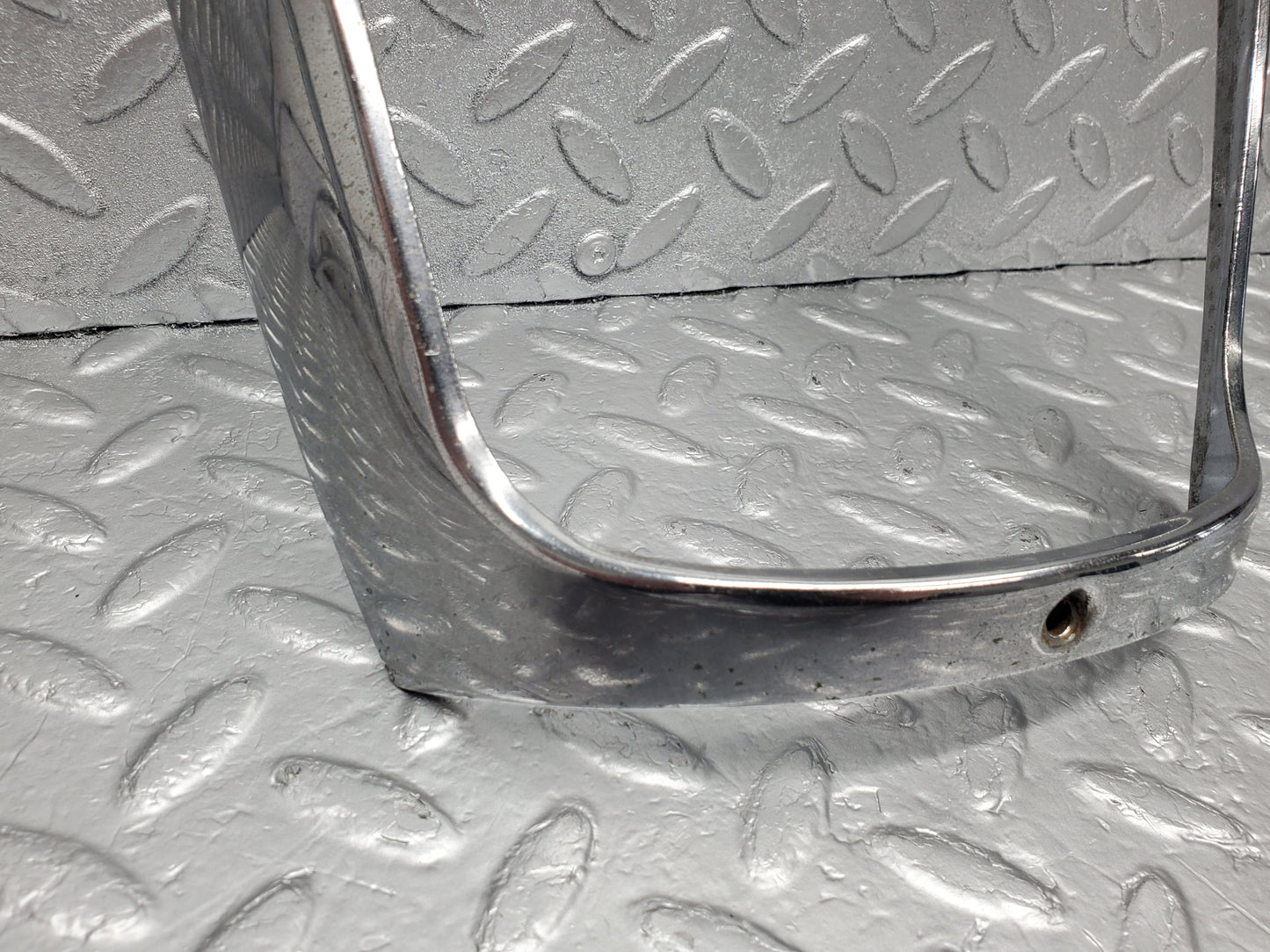 48538 Mercedes-Benz W108 Headlight Chrome Frame 1305542029