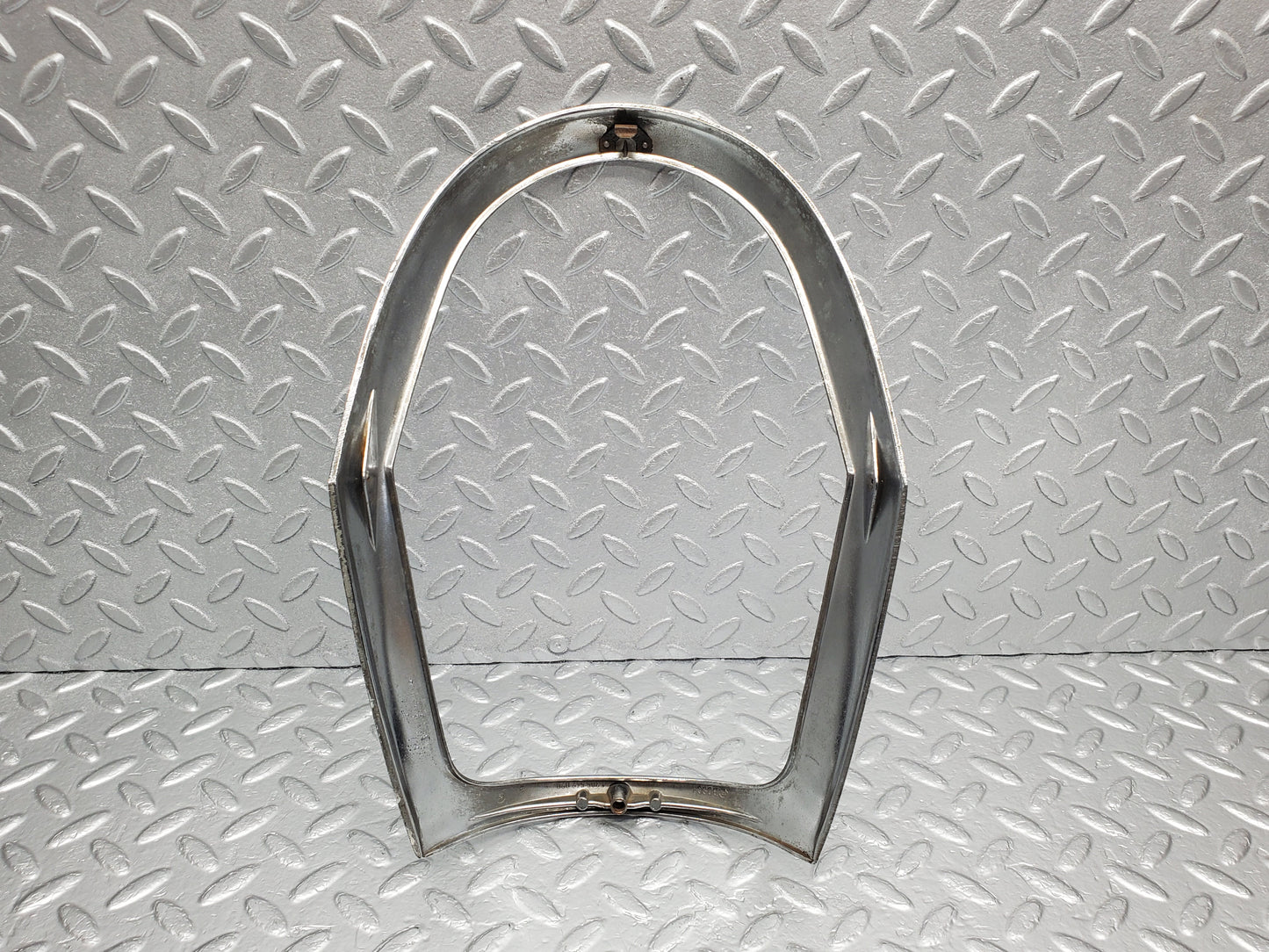 48538 Mercedes-Benz W108 Headlight Chrome Frame 1305542029