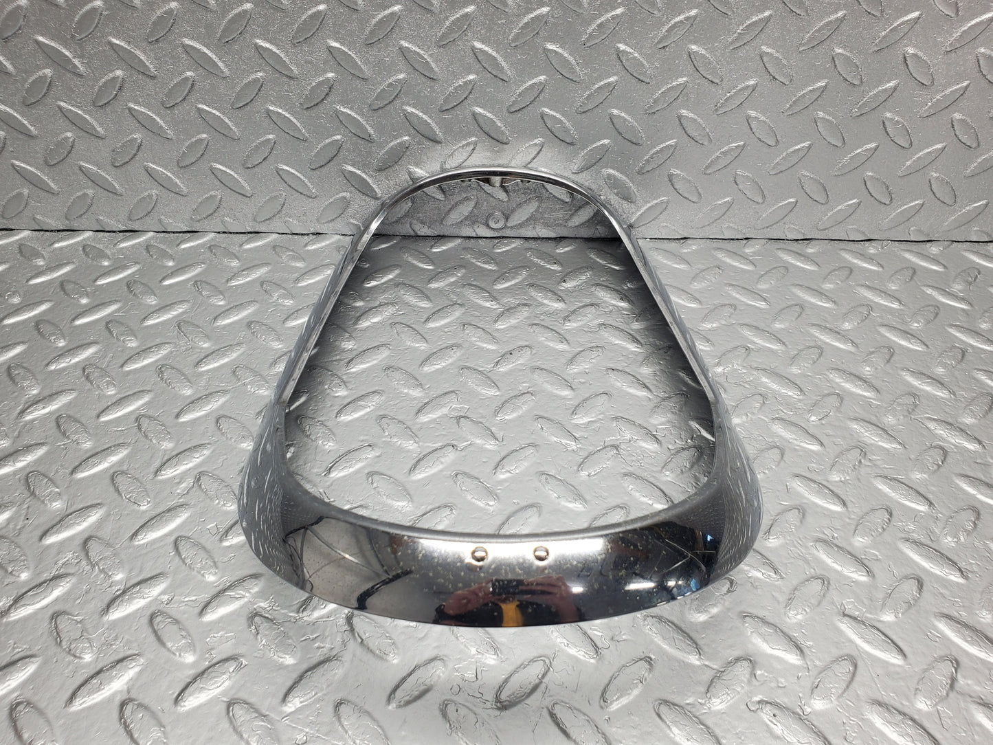 48538 Mercedes-Benz W108 Headlight Chrome Frame 1305542029