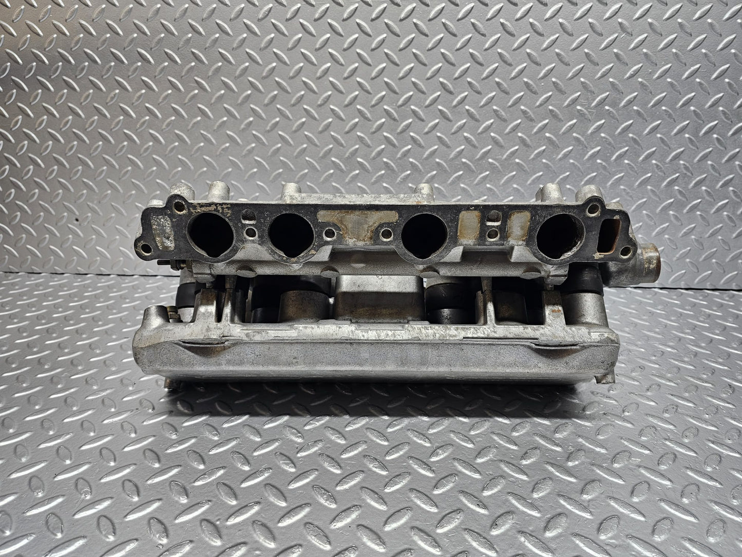 20742 Mercedes-Benz R107 450SL Intake Manifold 1171411101