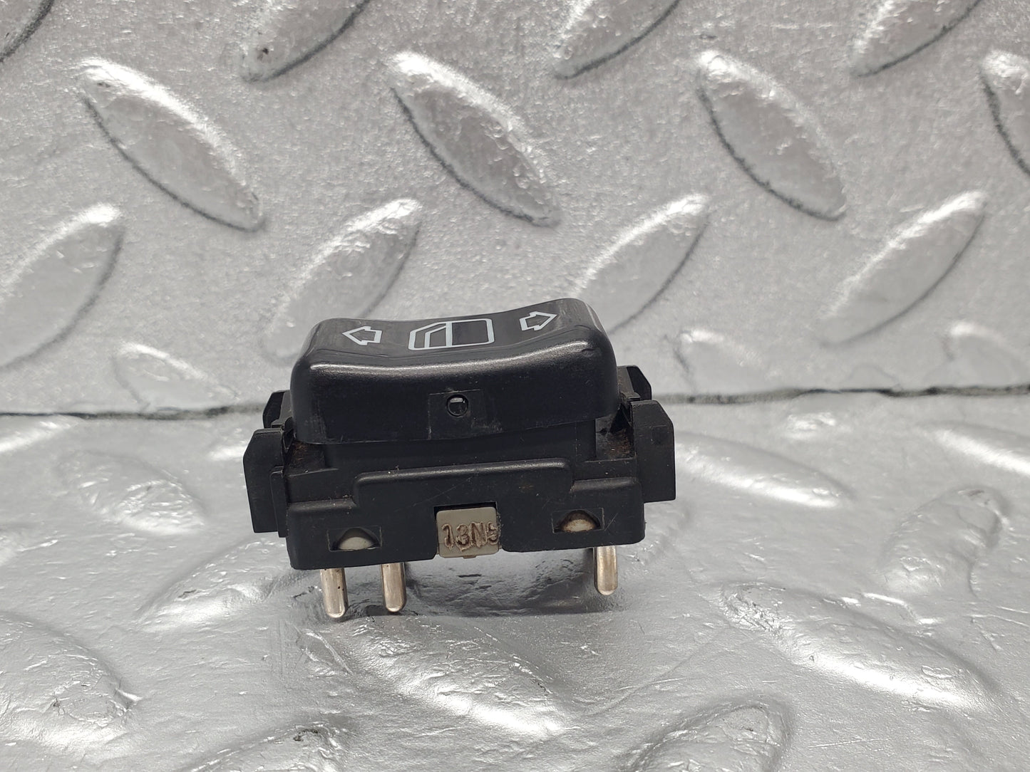 22605 Mercedes-Benz C124 E220 Electric Window Switch Right Side 1248209010