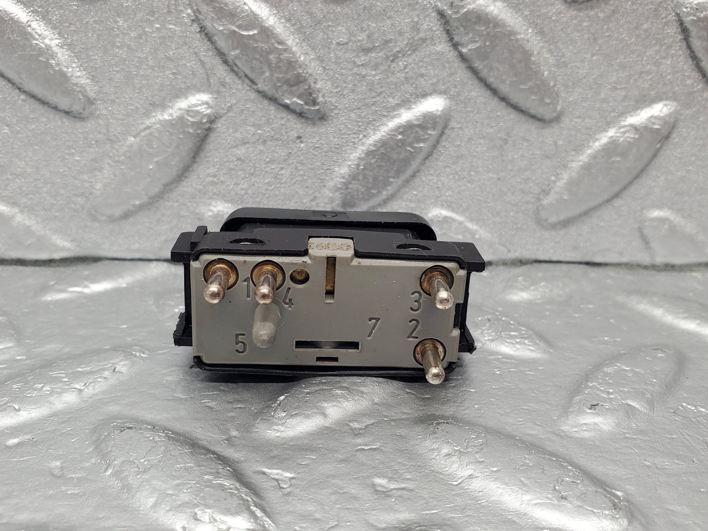 22607 Mercedes-Benz C124 E220 Electric Window Switch Left Side 1248209310