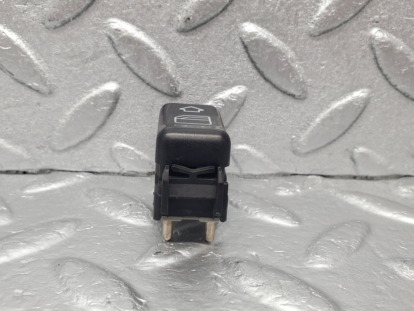22609 Mercedes-Benz C124 E220 Electric Window Switch Left Side 1248209910