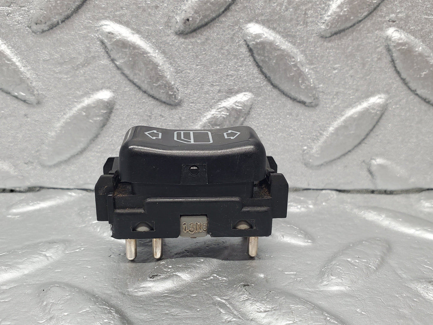 22609 Mercedes-Benz C124 E220 Electric Window Switch Left Side 1248209910