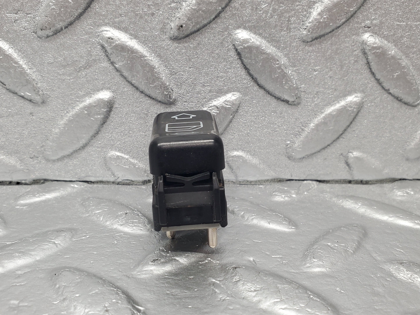 22609 Mercedes-Benz C124 E220 Electric Window Switch Left Side 1248209910