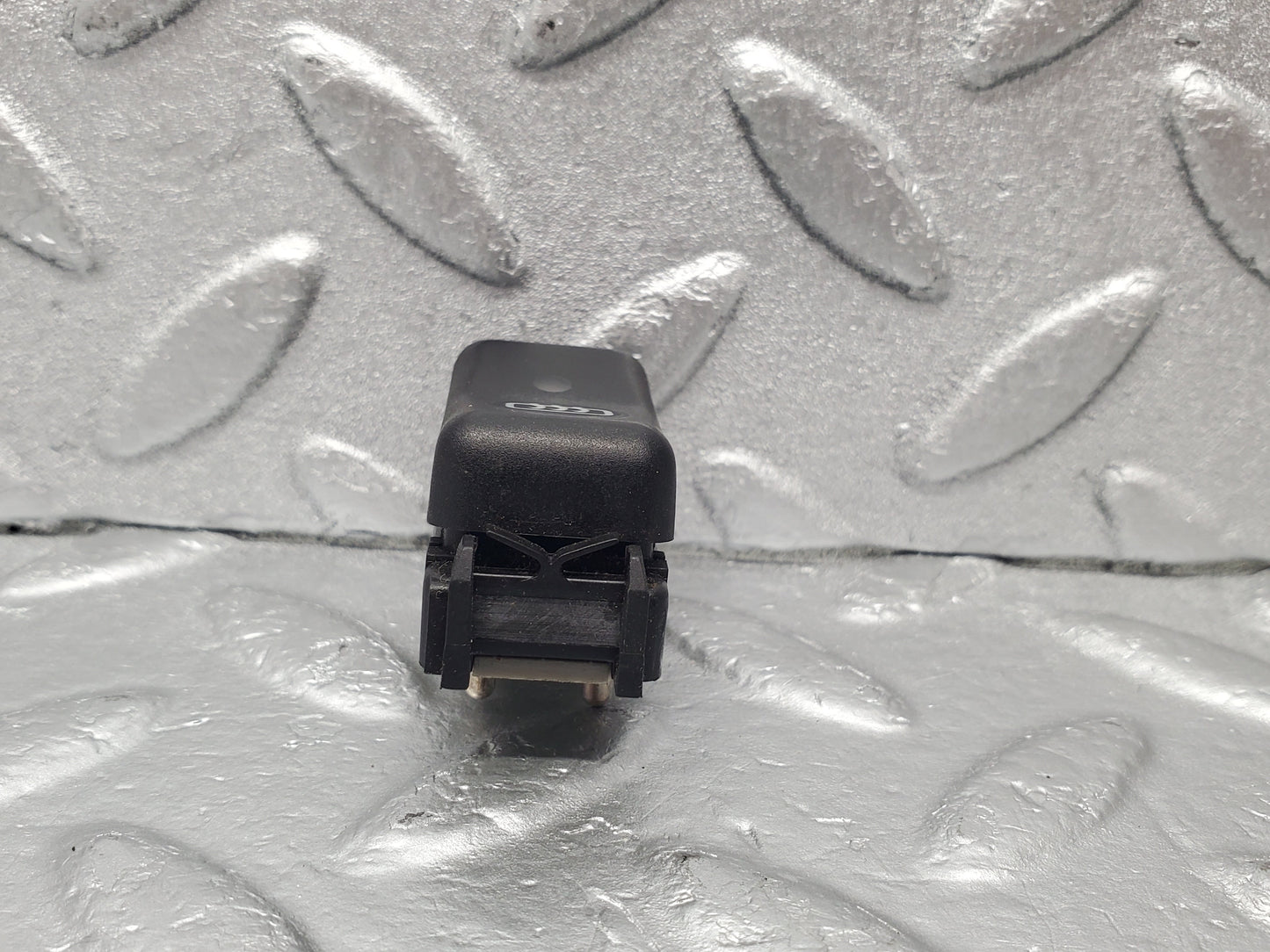 22612 Mercedes-Benz C124 E220 Coupe Rear Windscreen Defroster Switch 1298207410
