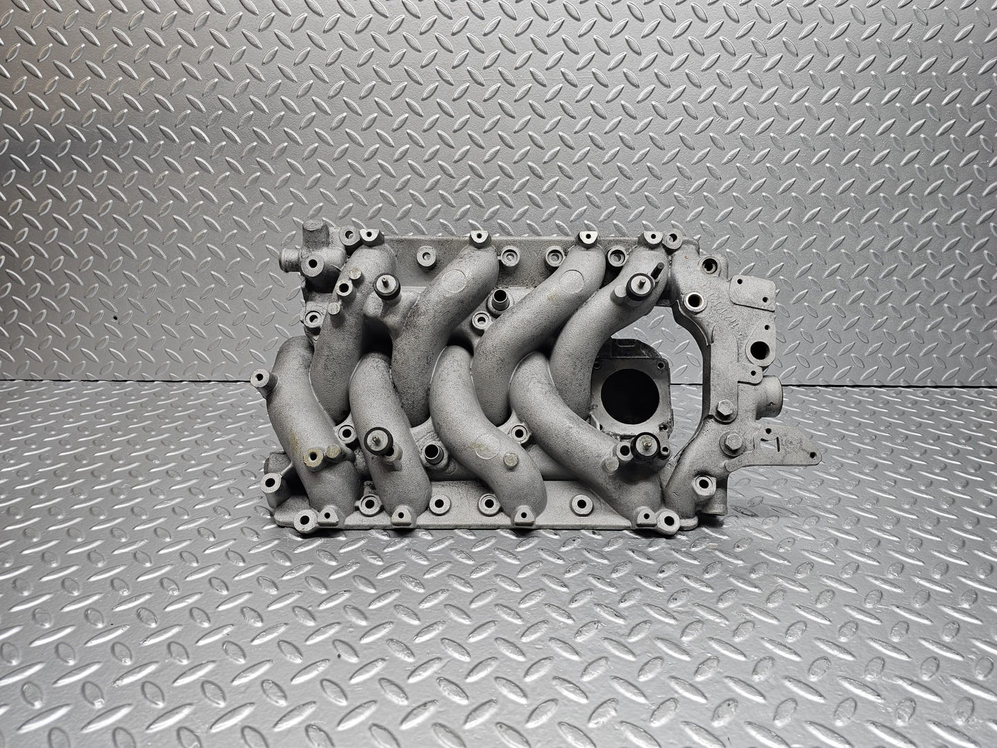 26346 Mercedes-Benz W116 450SE Intake Manifold 1171412101