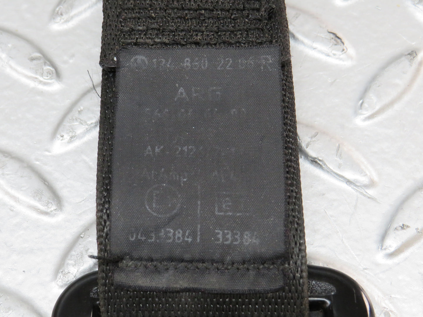 27818 Mercedes-Benz S124 300TE Wagon Front Right Seat Belt 1248602206