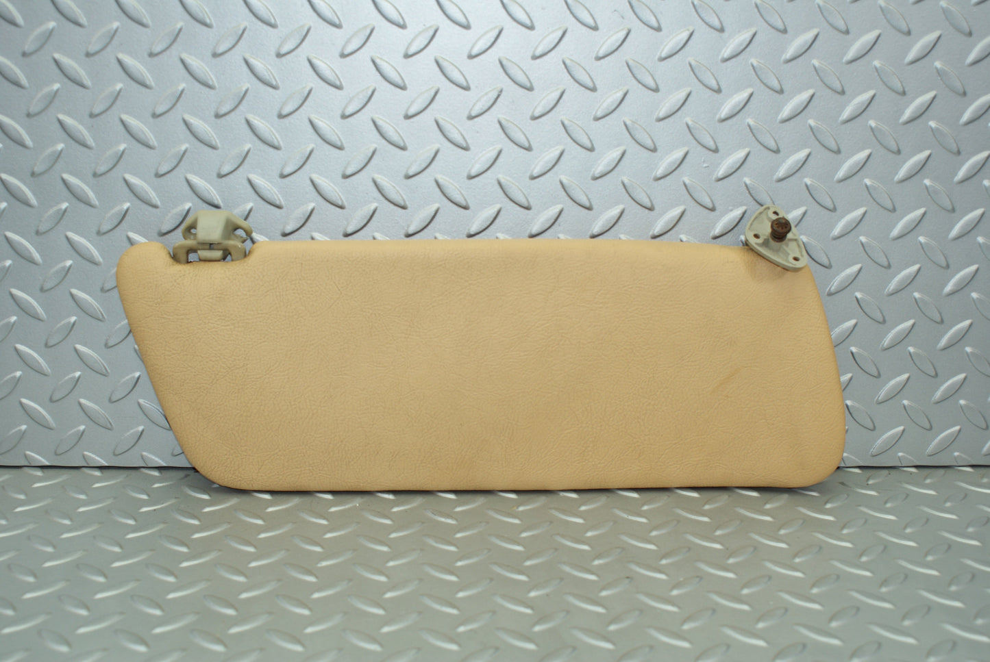 3166 Mercedes-Benz W115 220D Sun Visor Beige Right Driver Side