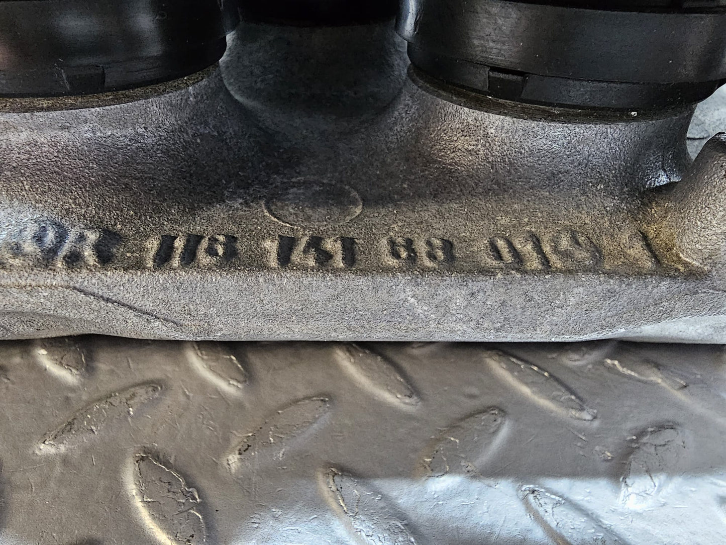 36321 Mercedes-Benz W126 420SE Air Intake Manifold 1161416801 1161416501