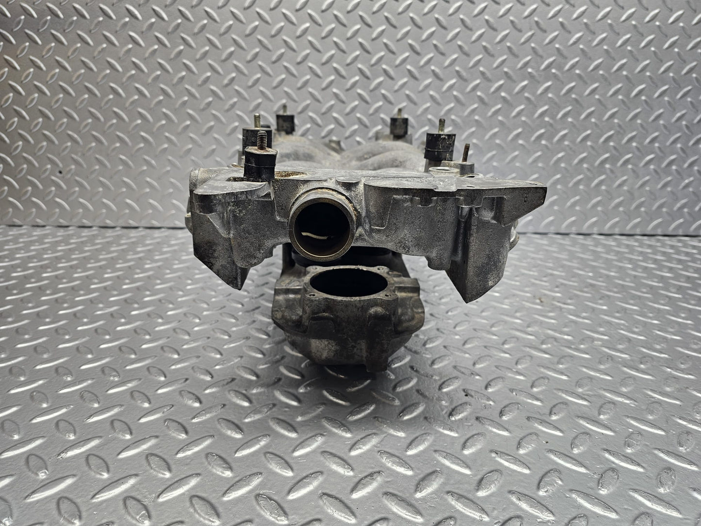 37169 Mercedes-Benz C126 420SEC Coupe Air Intake Manifold 1161416501