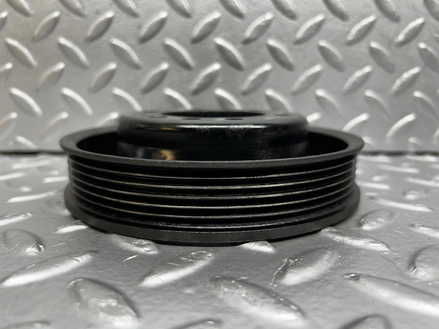 5634 Mercedes-Benz W124 230E Crankshaft Pulley 6030320204