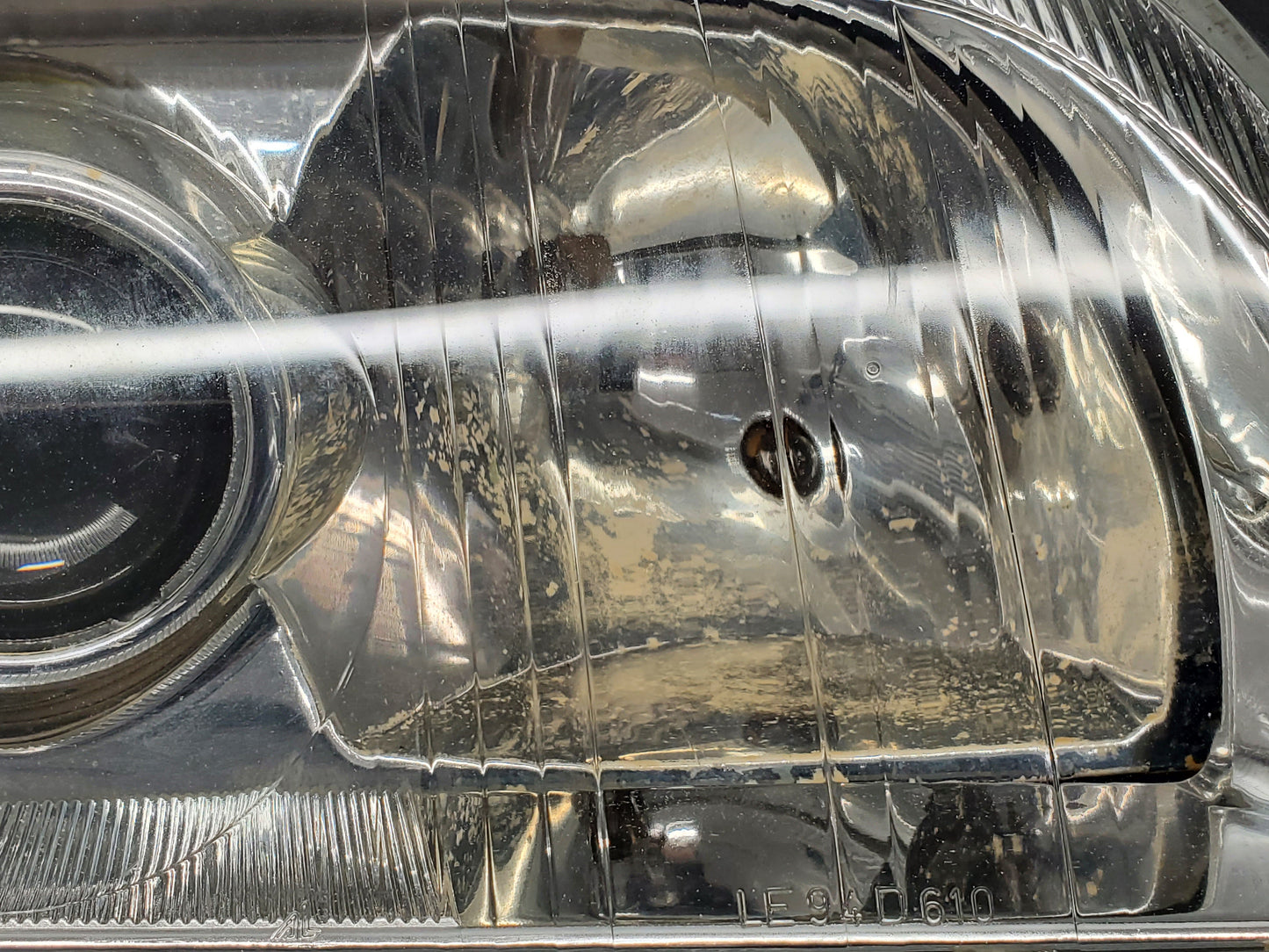 47172 Mercedes-Benz R129 320SL Coupe Xenon Headlight Bosch Right 1305621685 1305219026