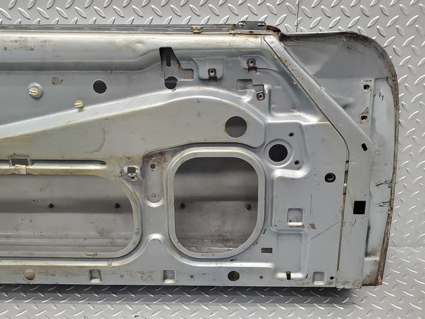 48267 Mercedes-Benz C107 R107 Left Door