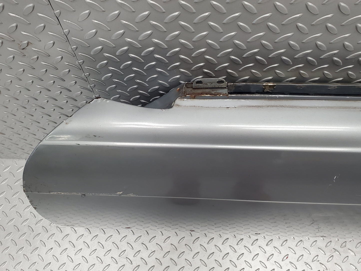 48267 Mercedes-Benz C107 R107 Left Door