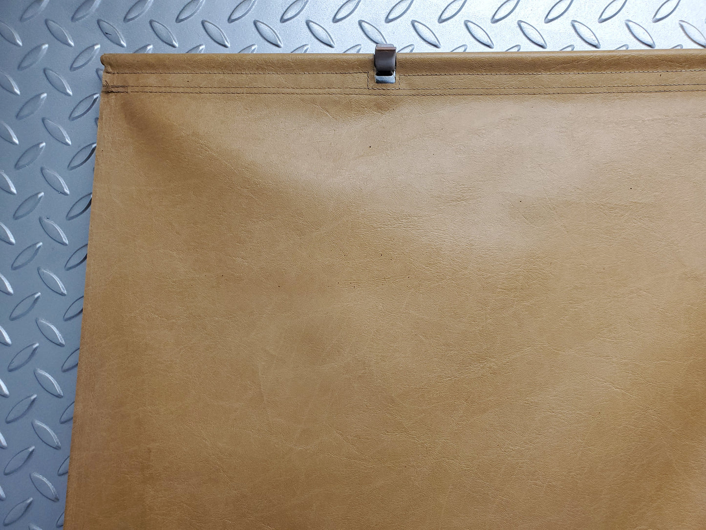 48772 Mercedes-Benz S123 Wagon Trunk Roll Compartment Cover Palomino