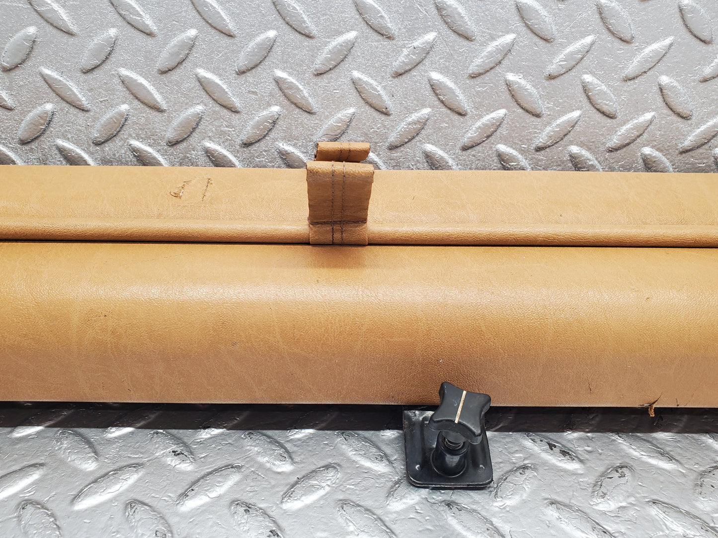 48772 Mercedes-Benz S123 Wagon Trunk Roll Compartment Cover Palomino
