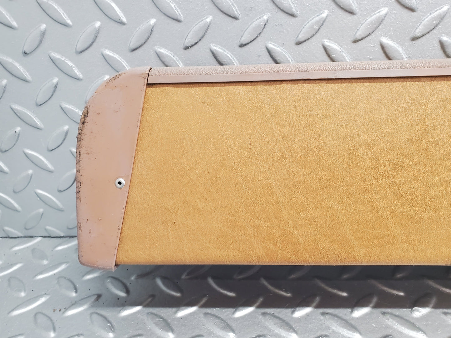 48772 Mercedes-Benz S123 Wagon Trunk Roll Compartment Cover Palomino
