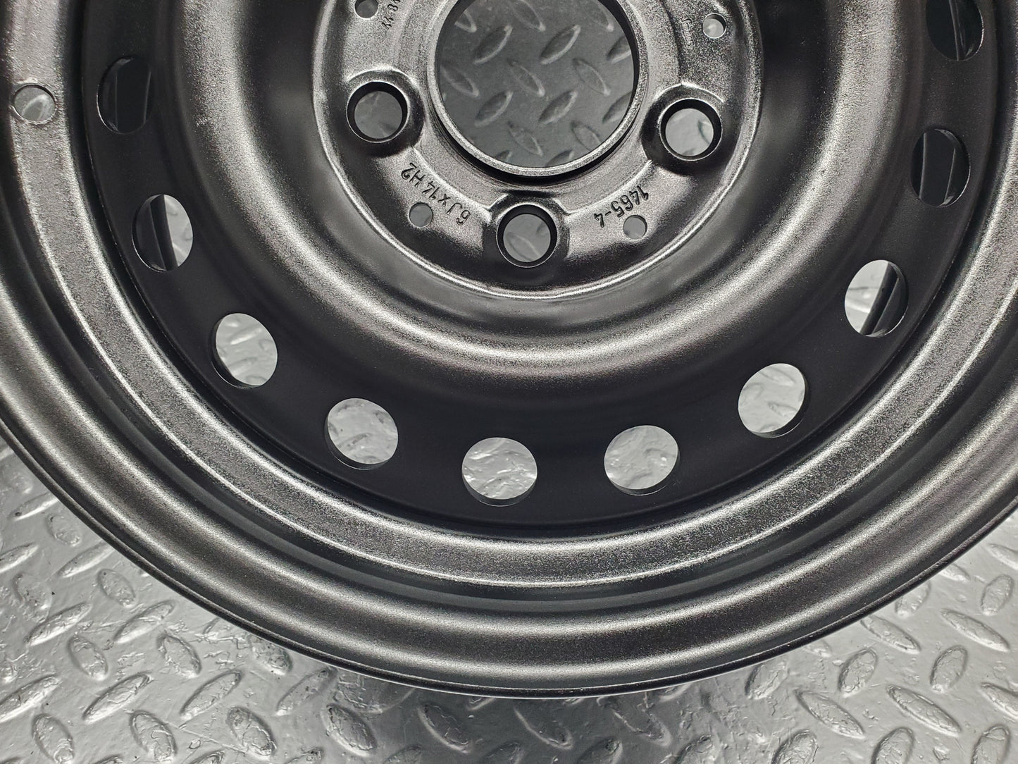 48905 Mercedes-Benz Steel Wheel Set 6Jx14H2 ET30 1234001602