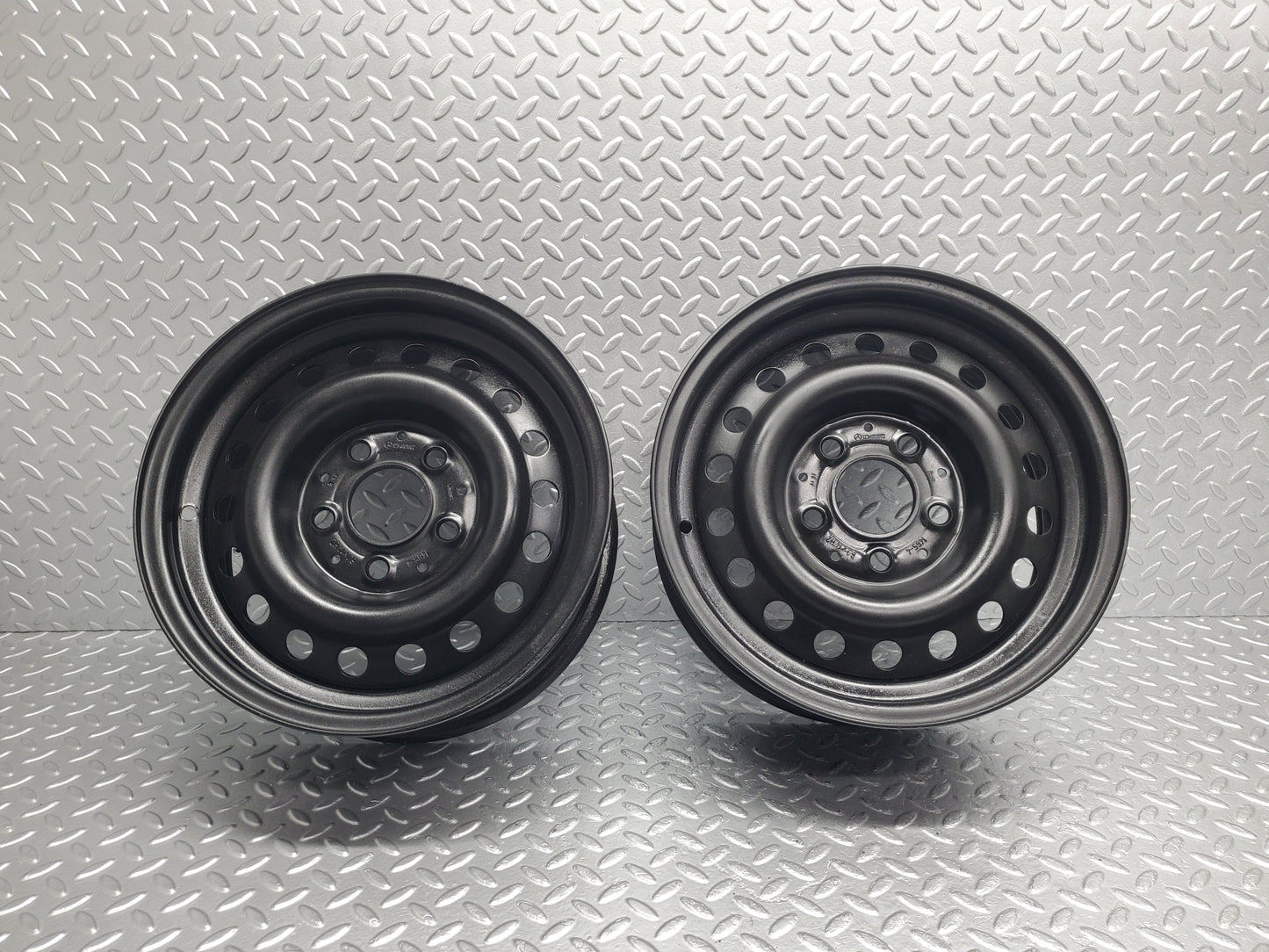 48905 Mercedes-Benz Steel Wheel Set 6Jx14H2 ET30 1234001602