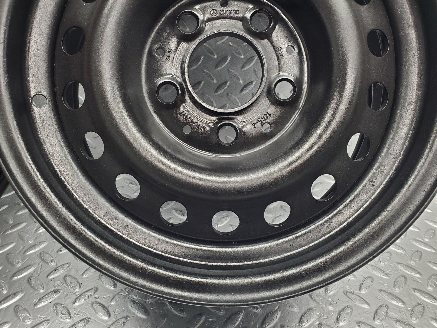 48905 Mercedes-Benz Steel Wheel Set 6Jx14H2 ET30 1234001602