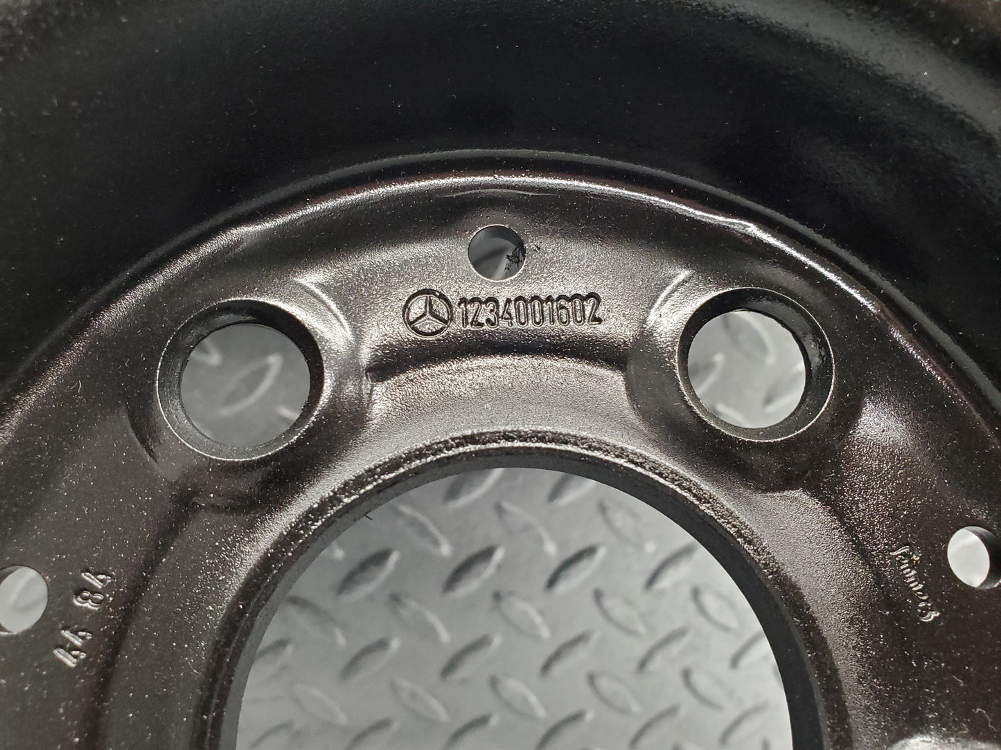 48905 Mercedes-Benz Steel Wheel Set 6Jx14H2 ET30 1234001602