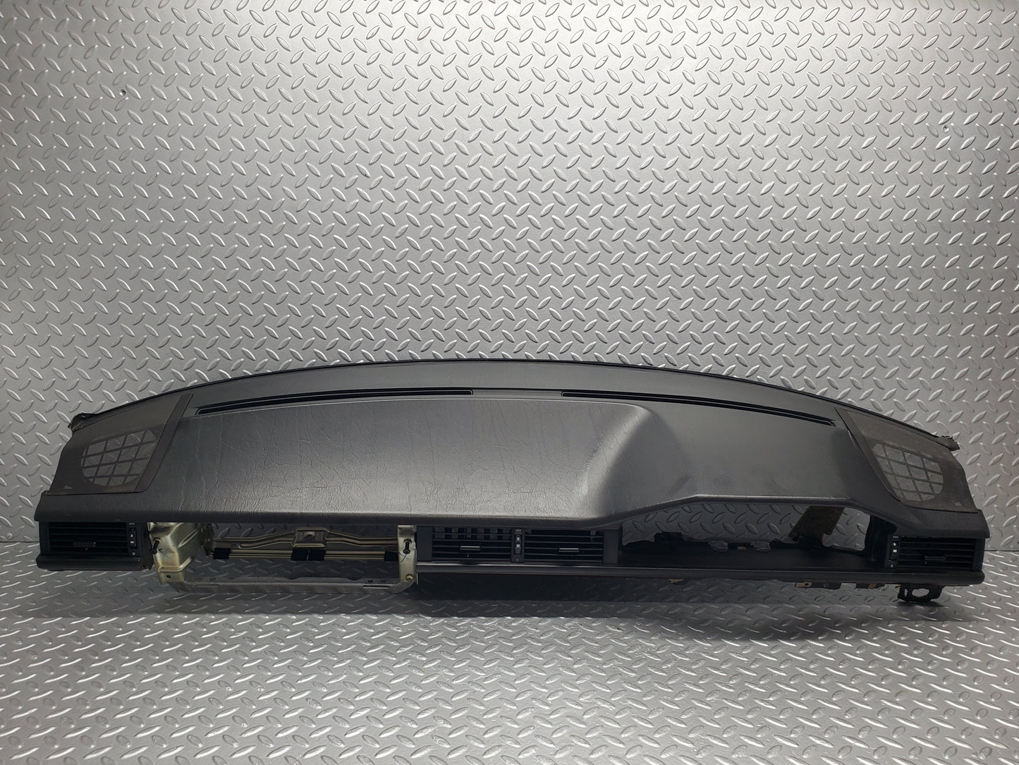 49402 Mercedes-Benz A124 320E Cabriolet Dashboard Black 1246890116