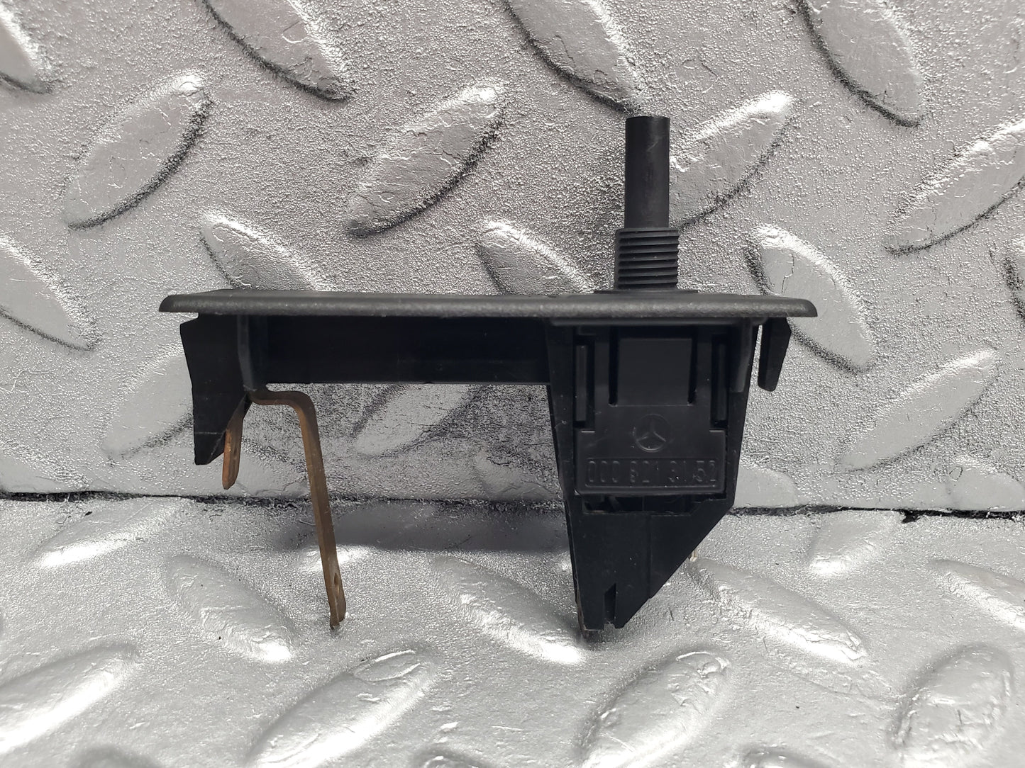 49640 Mercedes-Benz W123 Trunk Boot Light Switch 1158202511 0008213152