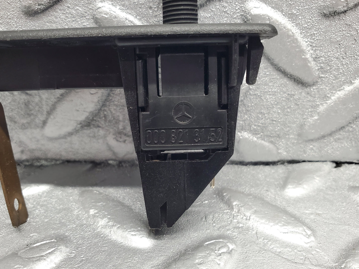 49640 Mercedes-Benz W123 Trunk Boot Light Switch 1158202511 0008213152