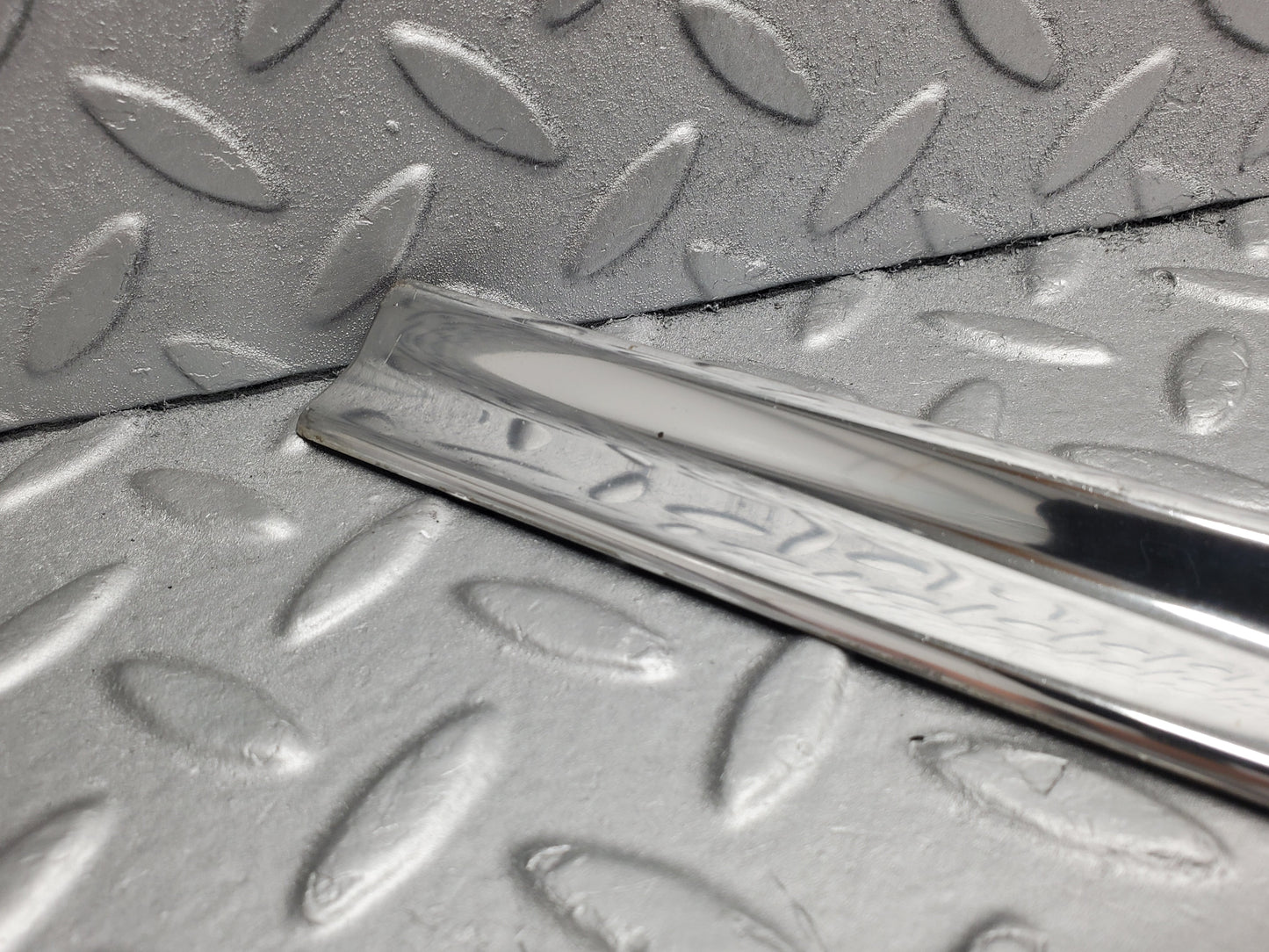 49662 Mercedes-Benz R107 Soft Top Cover Chrome Trim