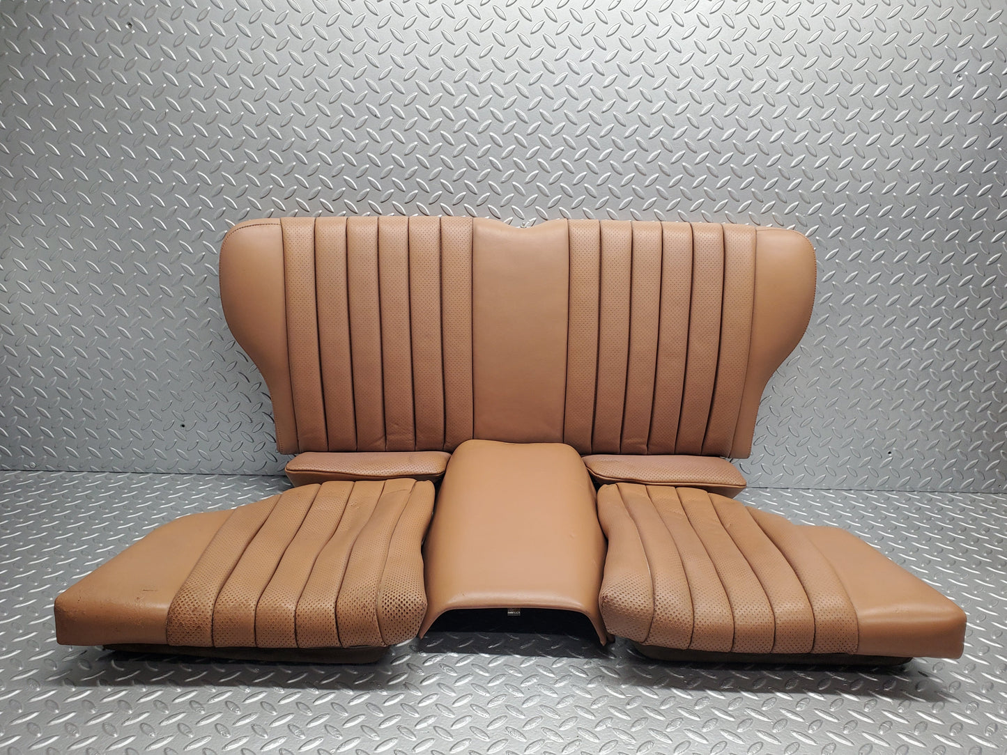 49754 Mercedes-Benz R107 380SL Coupe Rear Seat Palomino Leather