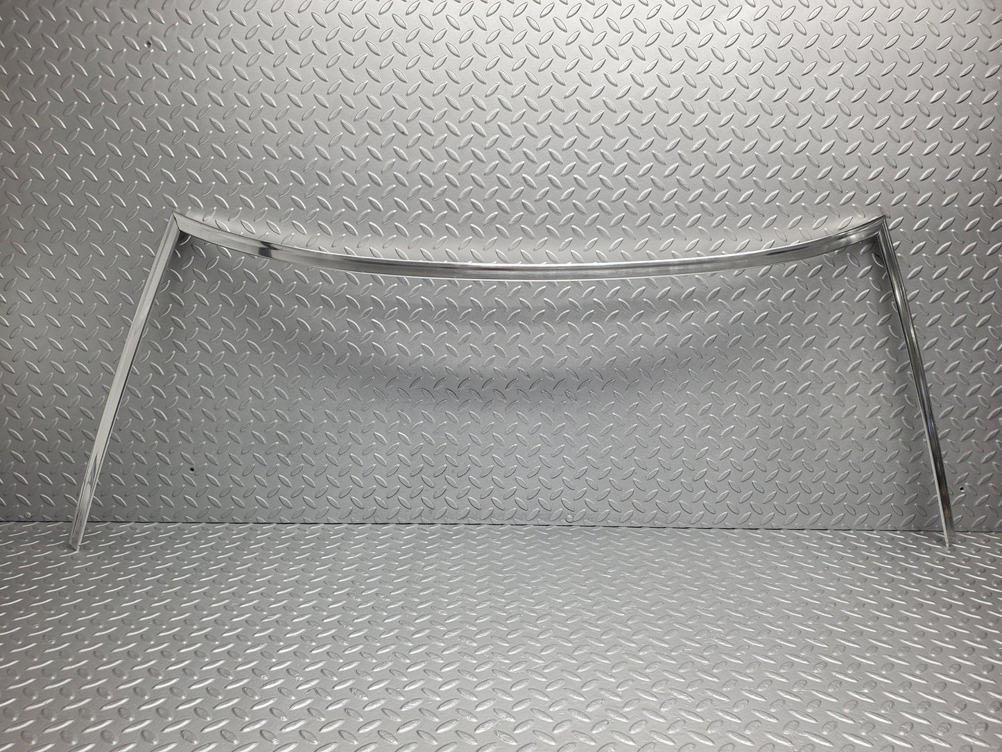 49913 Mercedes-Benz R107 380SL Front Windscreen Chrome Frame